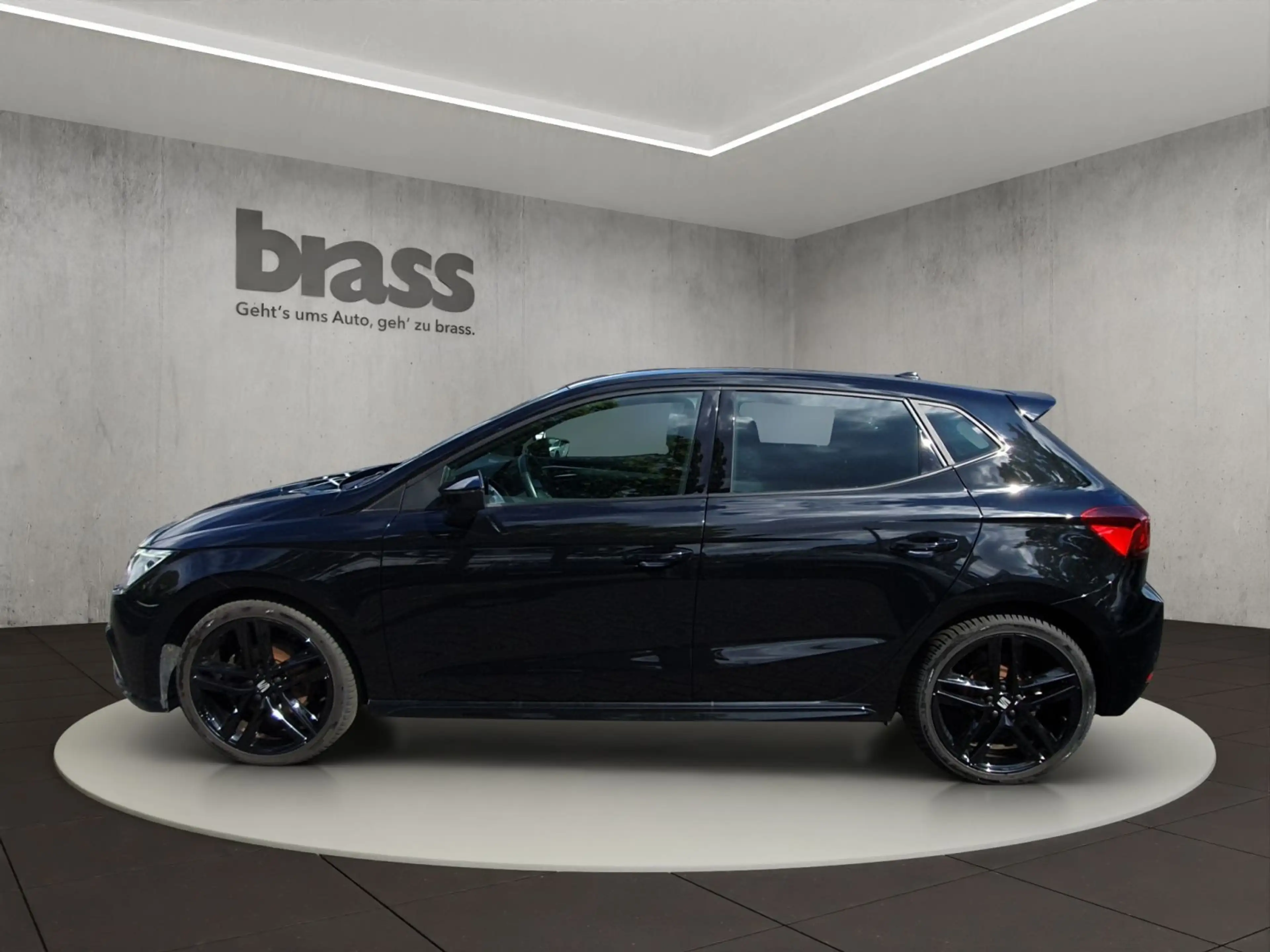 SEAT Ibiza FR Pro Black Edition 1.5TSI 7-Gang-DSG — photo 2