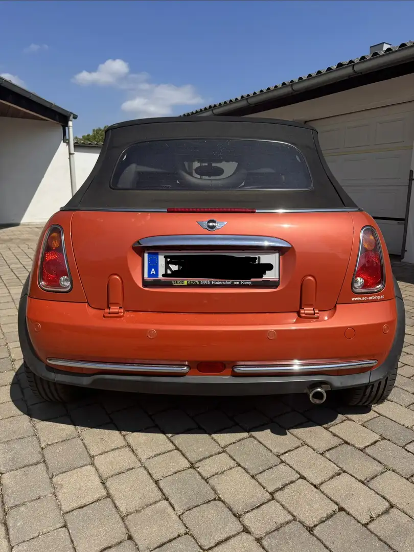 MINI One Cabrio Orange - 2