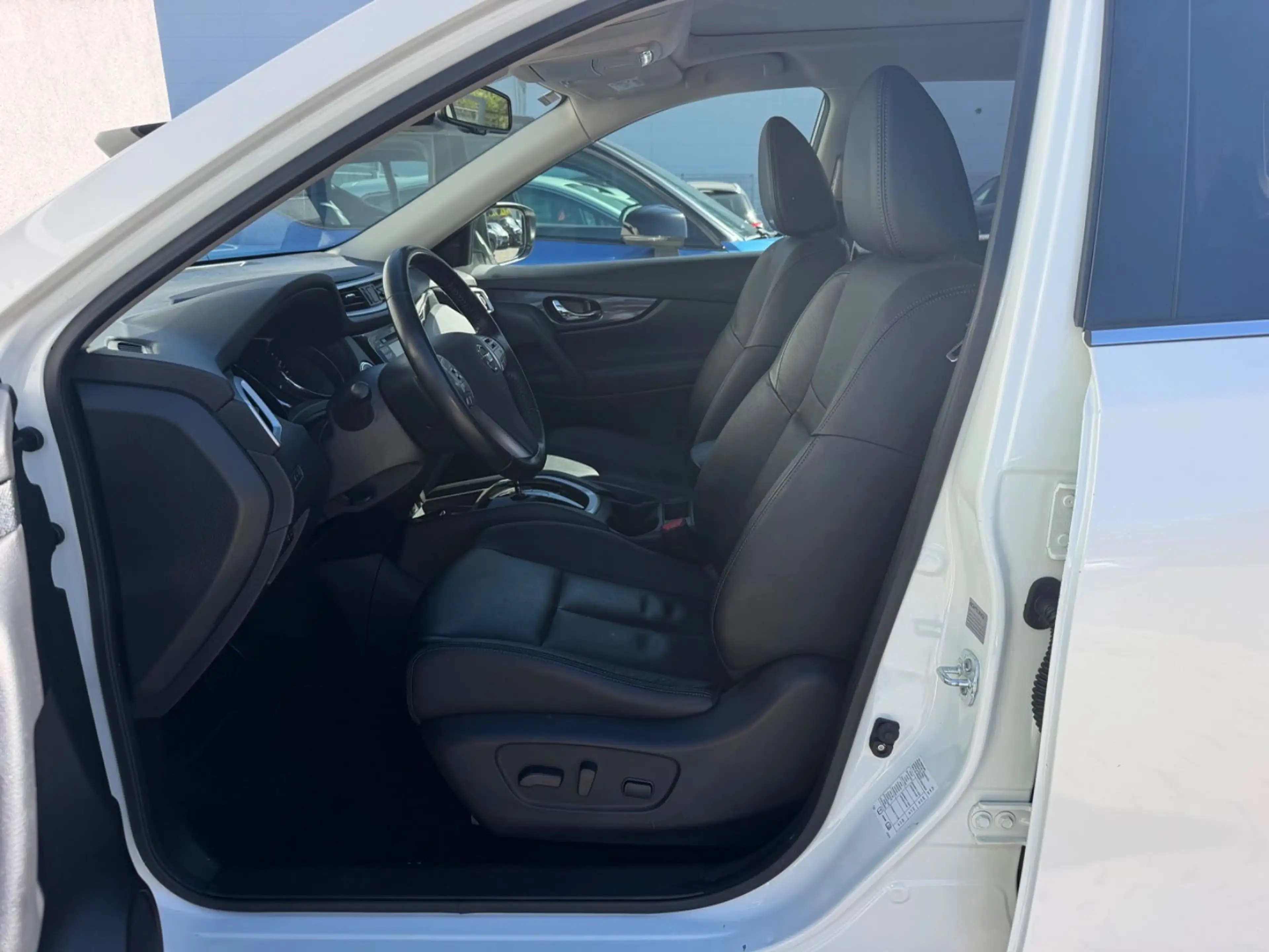 Nissan X-Trail Tekna/PANO/TOTW/LED/LEDER/ACC/SPUR — photo 8