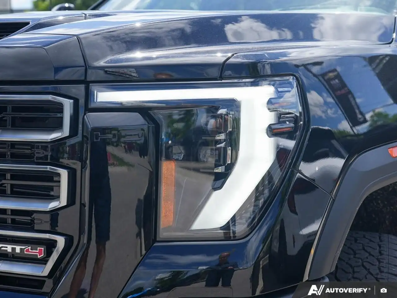 GMC Sierra 2500HD снимка GMC Sierra 2500HD