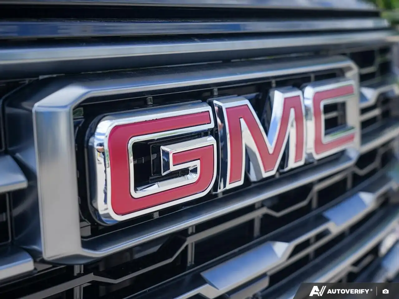 GMC Sierra 2500HD снимка GMC Sierra 2500HD