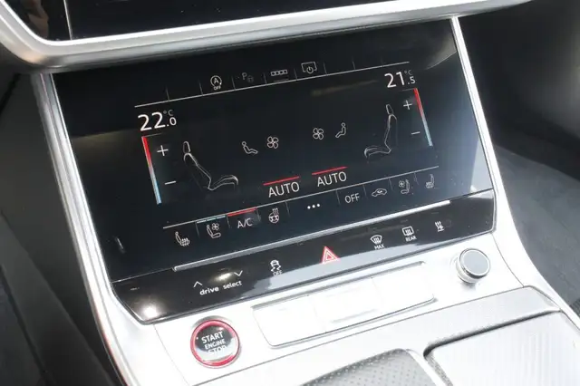 Audi RS6 view 11