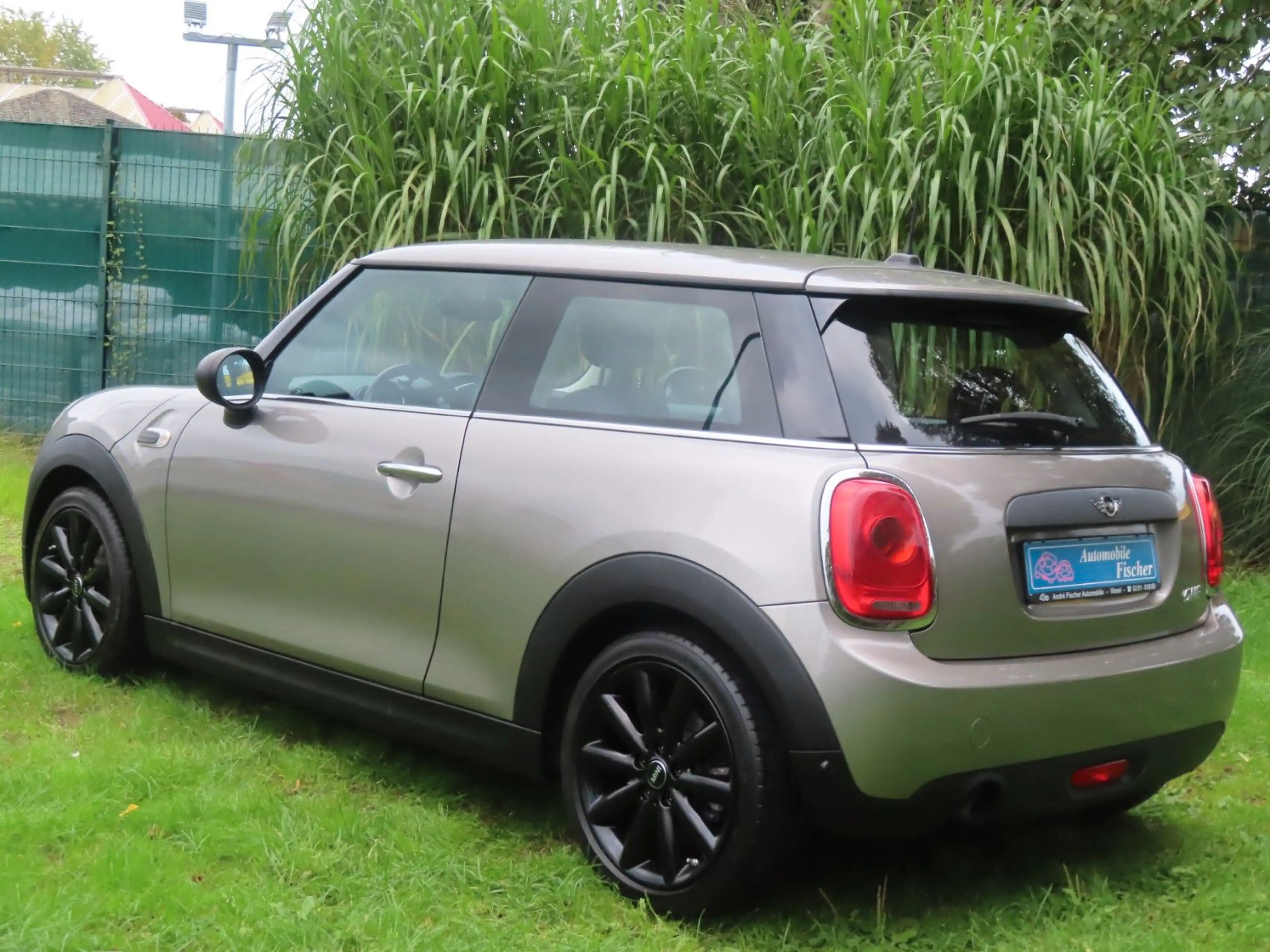 MINI One Mini "17 Zoll Alu, Sitzheizung, Tempomat" — photo 6