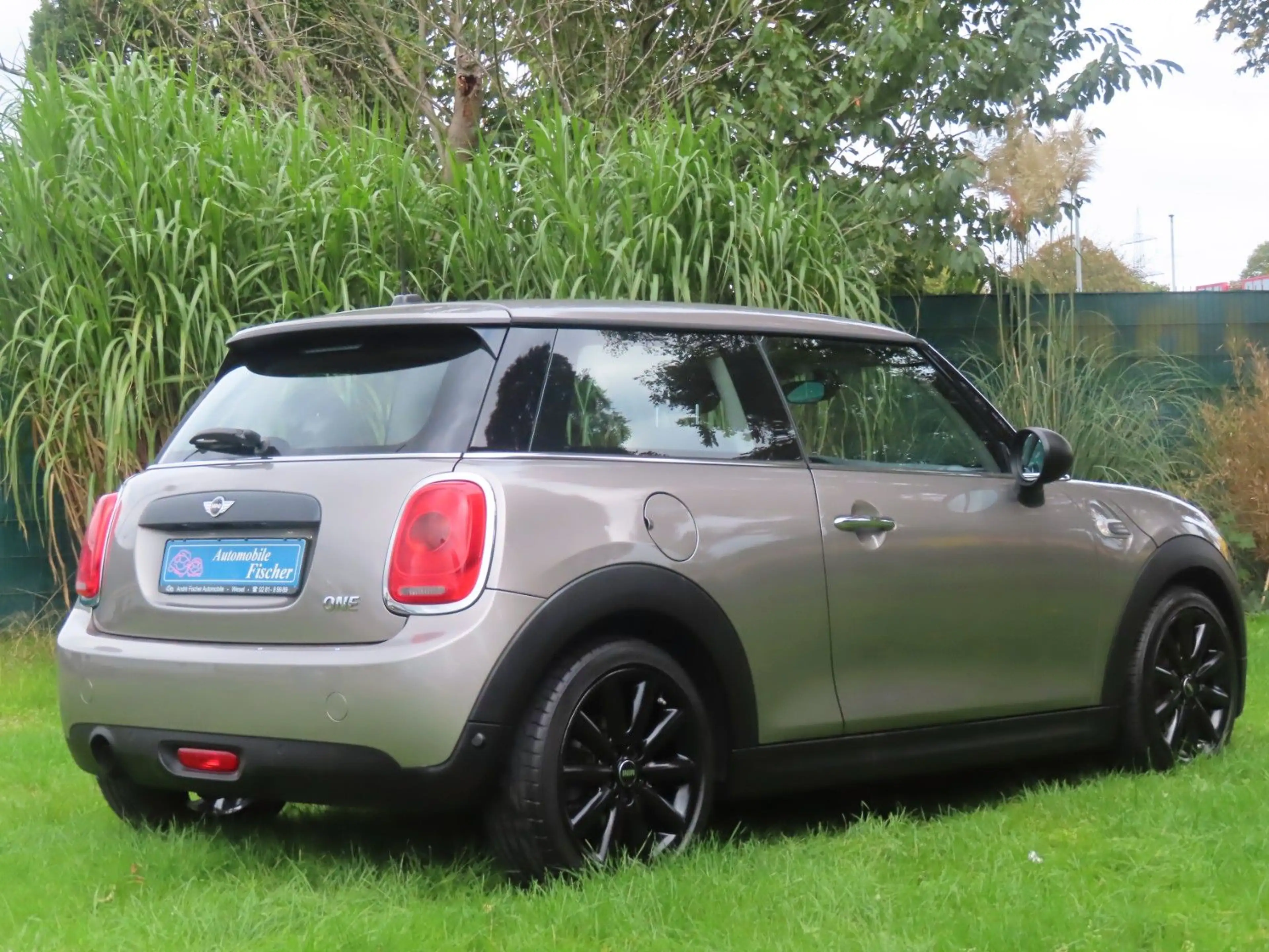 MINI One Mini "17 Zoll Alu, Sitzheizung, Tempomat" — photo 8