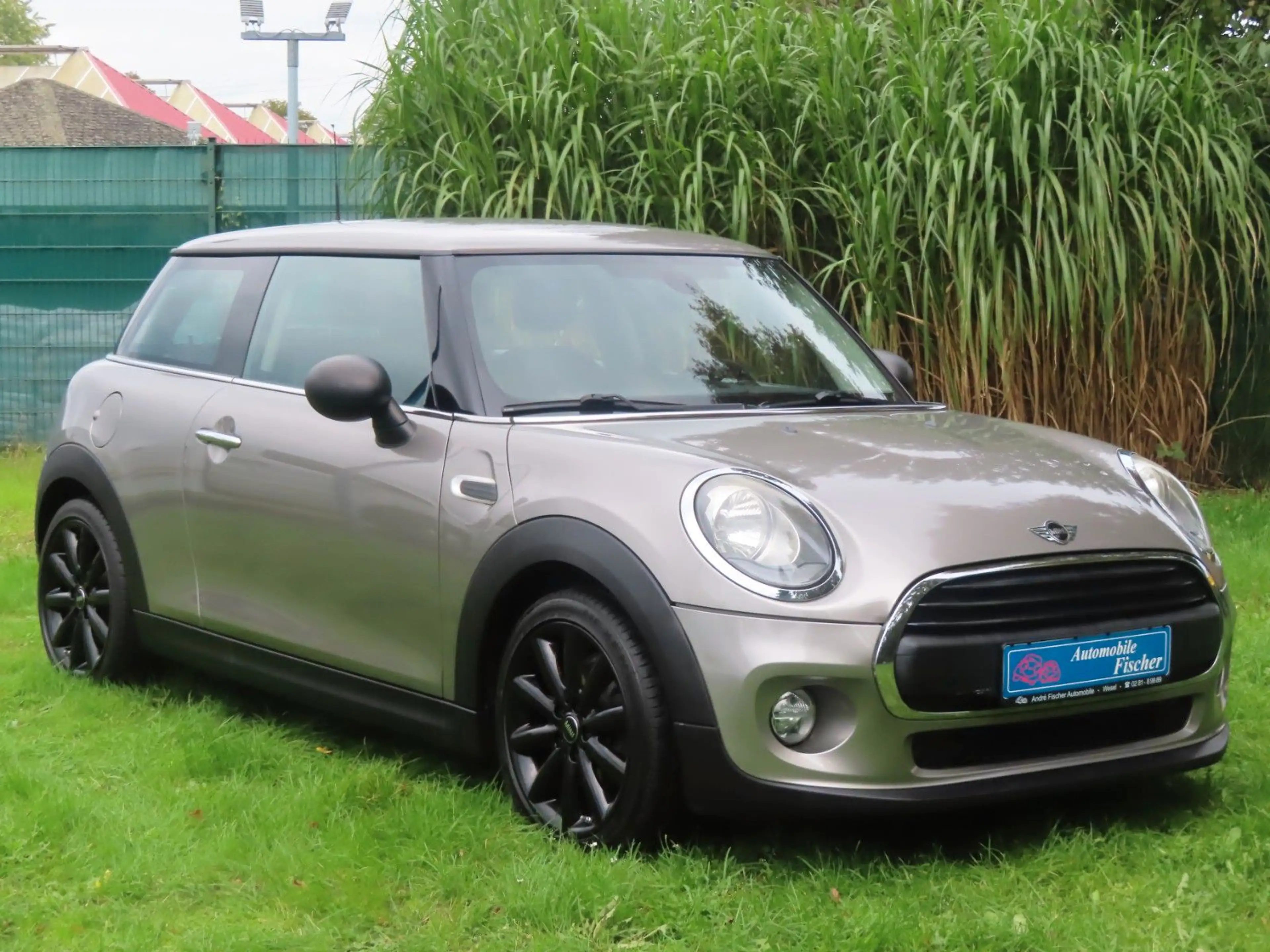 MINI One Mini "17 Zoll Alu, Sitzheizung, Tempomat" — photo 3