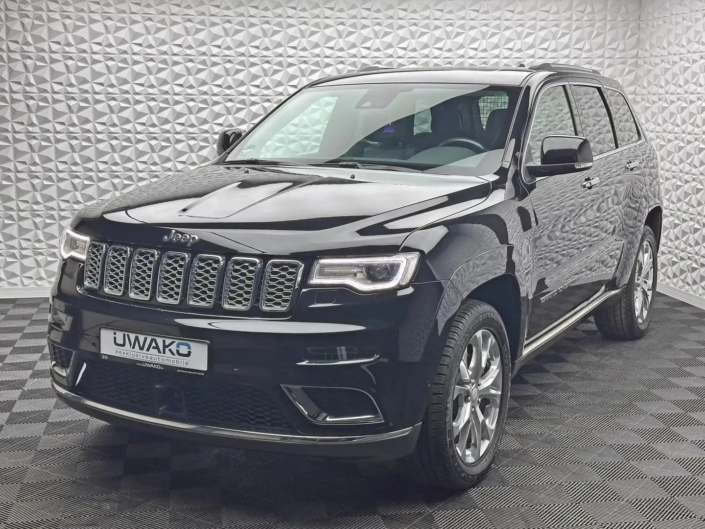 Jeep Grand Cherokee 3.0 CRD SUMMIT/ACC/AHK/H&K/PANO/LUFT/RCAM/QUADRA Schwarz - 2