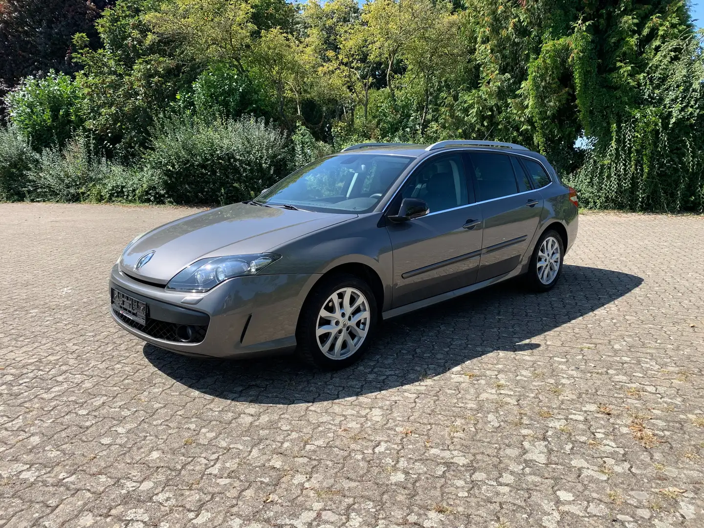 Renault Laguna Grandtour 2.0 16V GT-Line~Tempomat-TÜV NEU Gris - 1