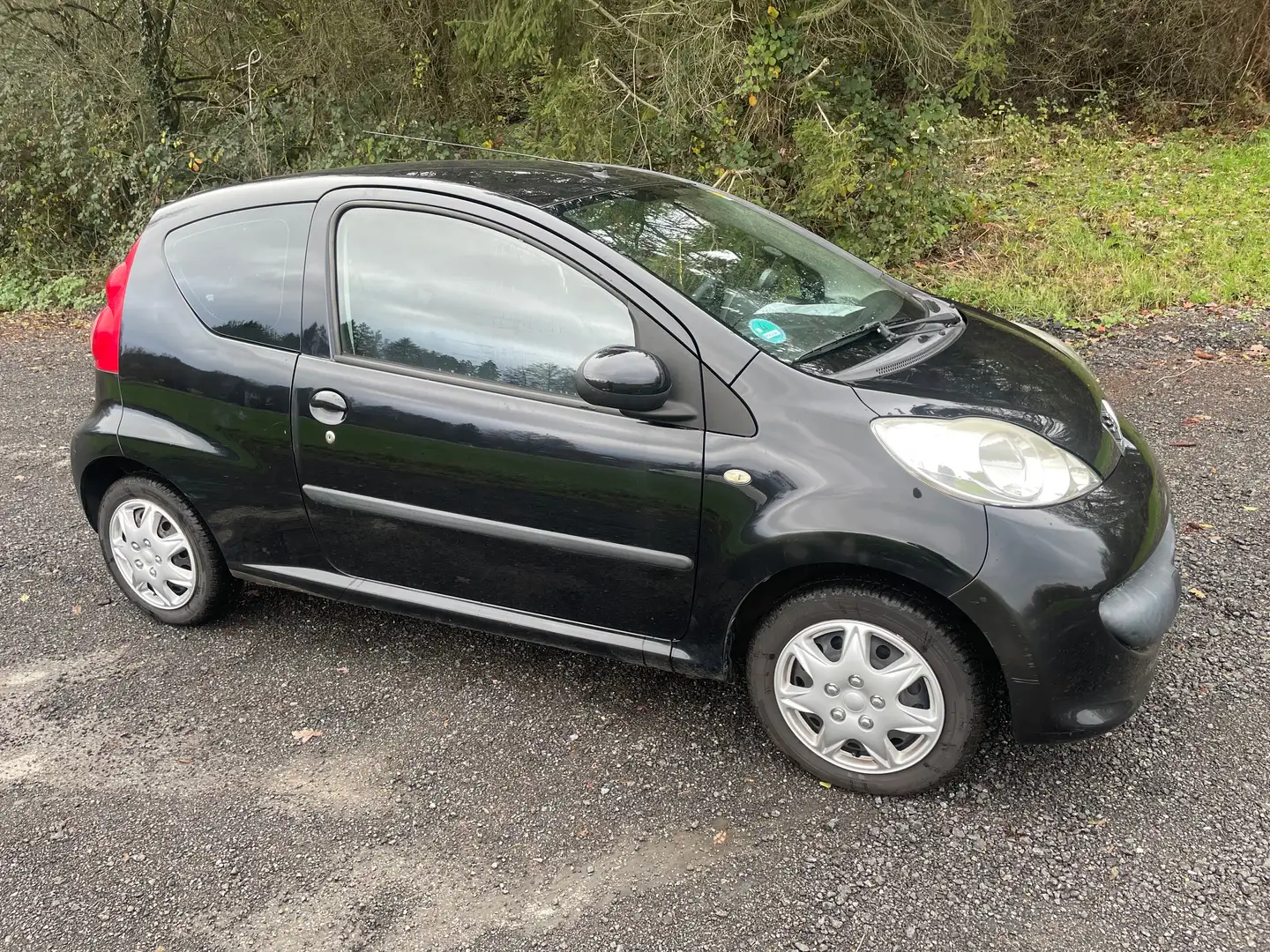 Peugeot 107 107  5-Türer Schwarz - 2