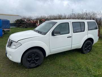 2.5 dCi DPF SE 4WD
