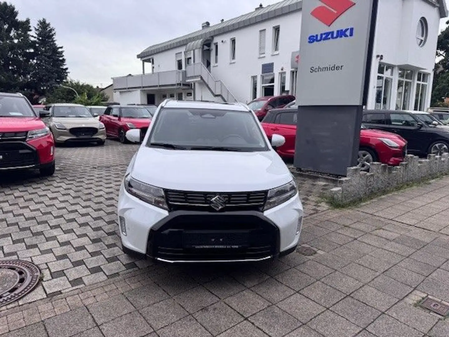 Suzuki Vitara 1.5 DUALJET Vollhybrid Comfort+ AGS Weiß - 2