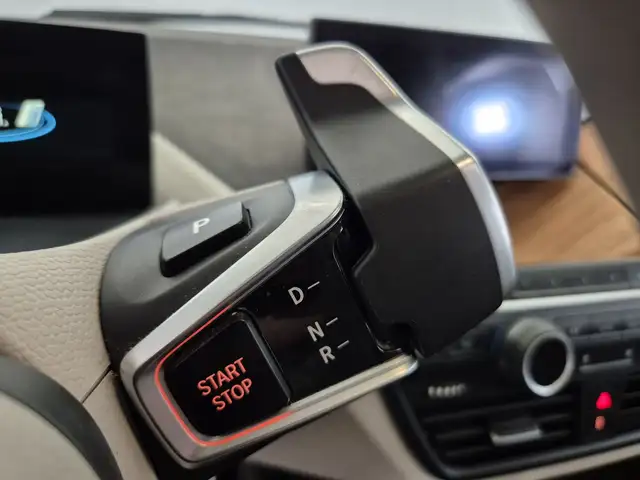 BMW I3 view 12