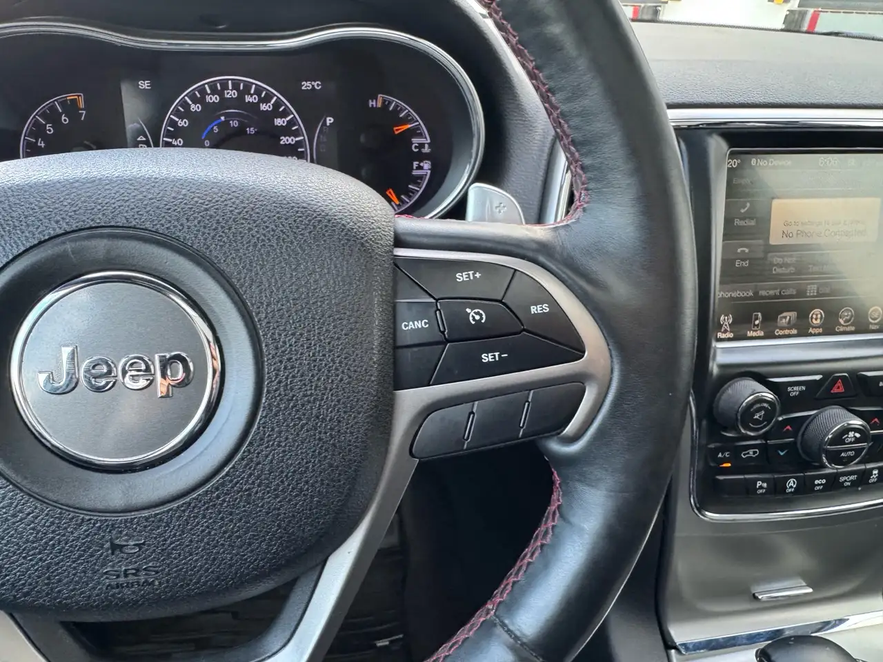 Jeep Grand Cherokee fotografie Jeep Grand Cherokee