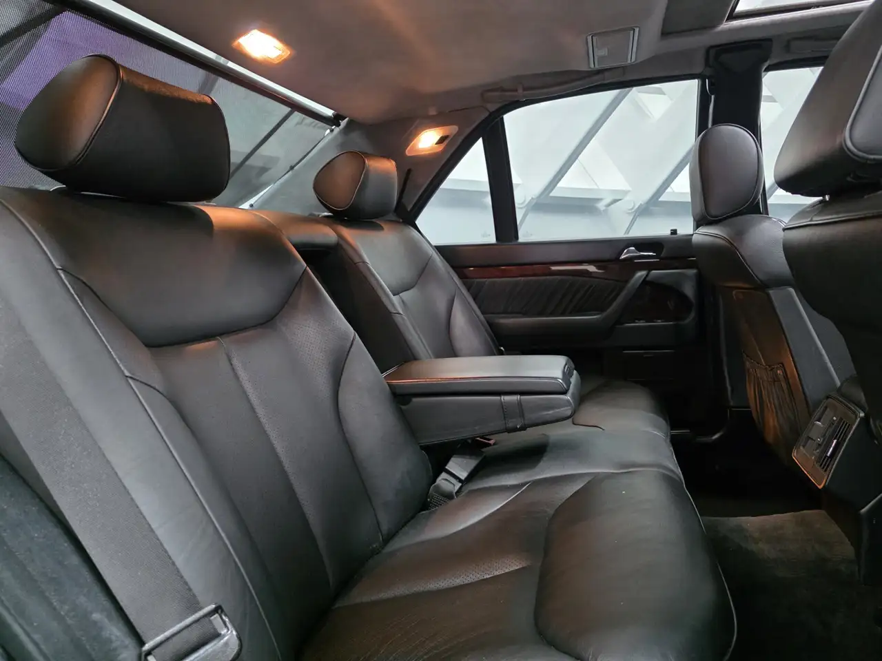 Mercedes-Benz S 500 v8 W140 kathedraal luxe uitvoering, foto 4
