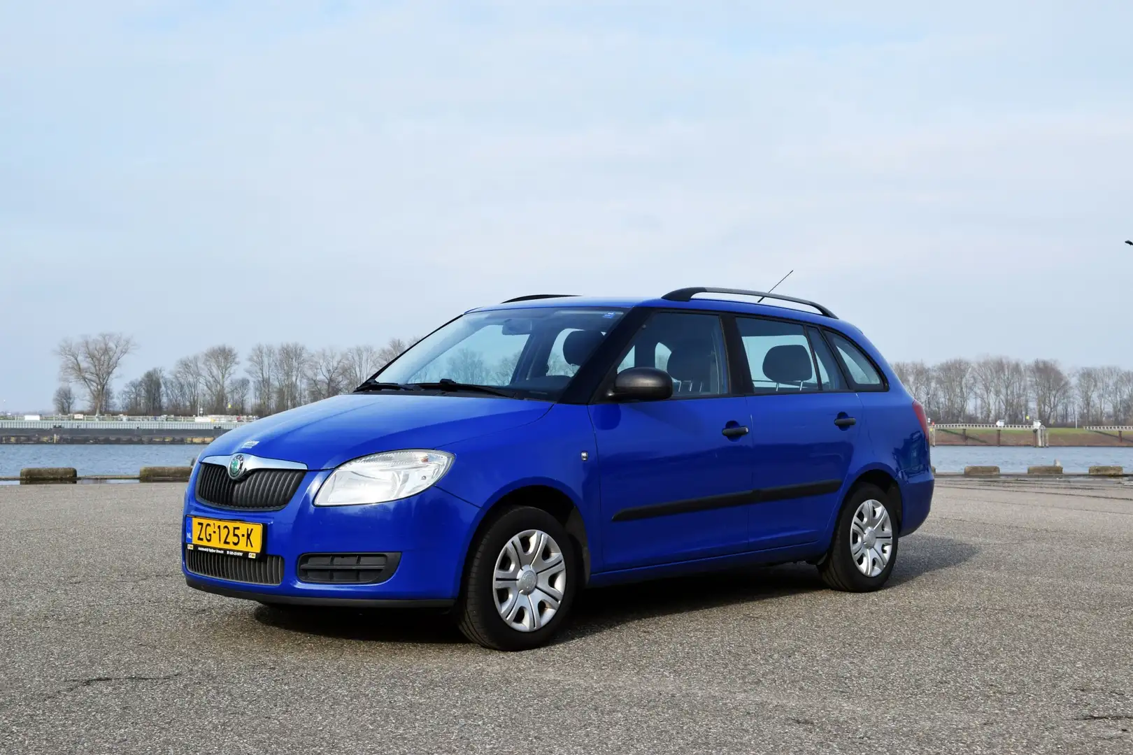 Skoda Fabia Combi 1.2-12V Go Blau - 1