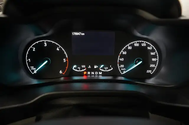 Ford Transit Connect view 14