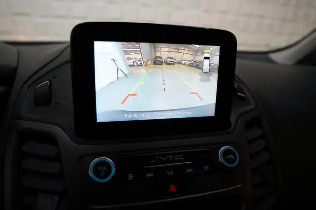 Ford Transit Connect view 15