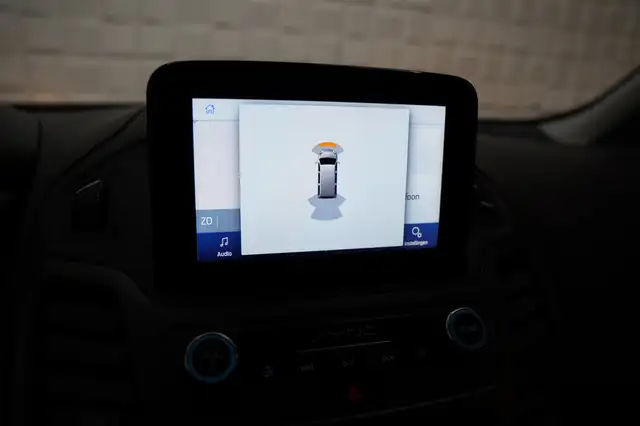 Ford Transit Connect view 16