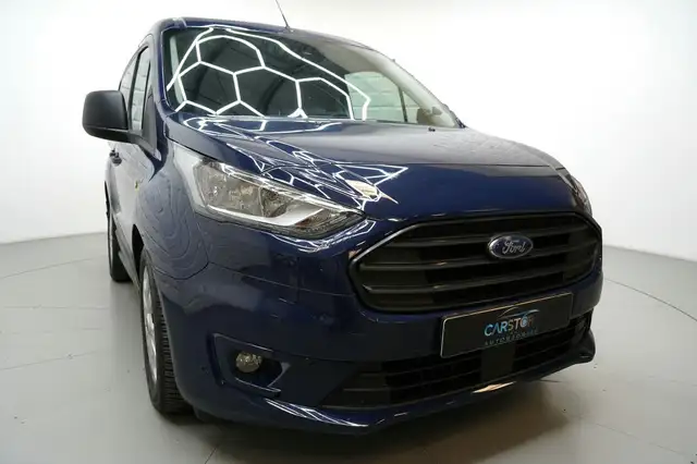 Ford Transit Connect view 20
