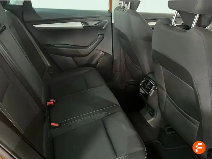 Škoda Karoq ACTIVE 1.0 TSI 2022, foto 19