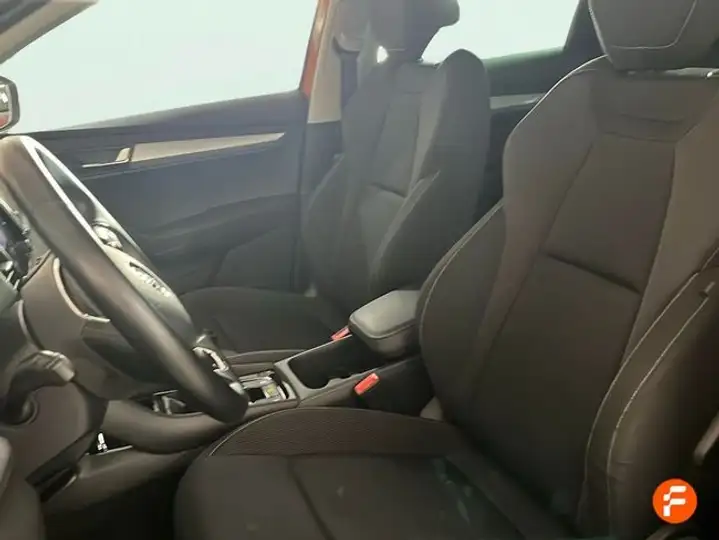 Škoda Karoq ACTIVE 1.0 TSI 2022, foto 17