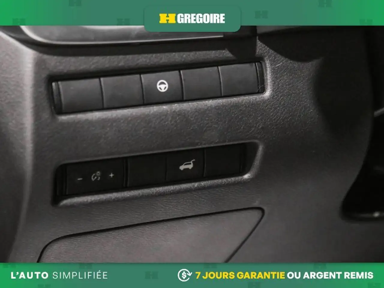 Nissan Rogue photo Nissan Rogue