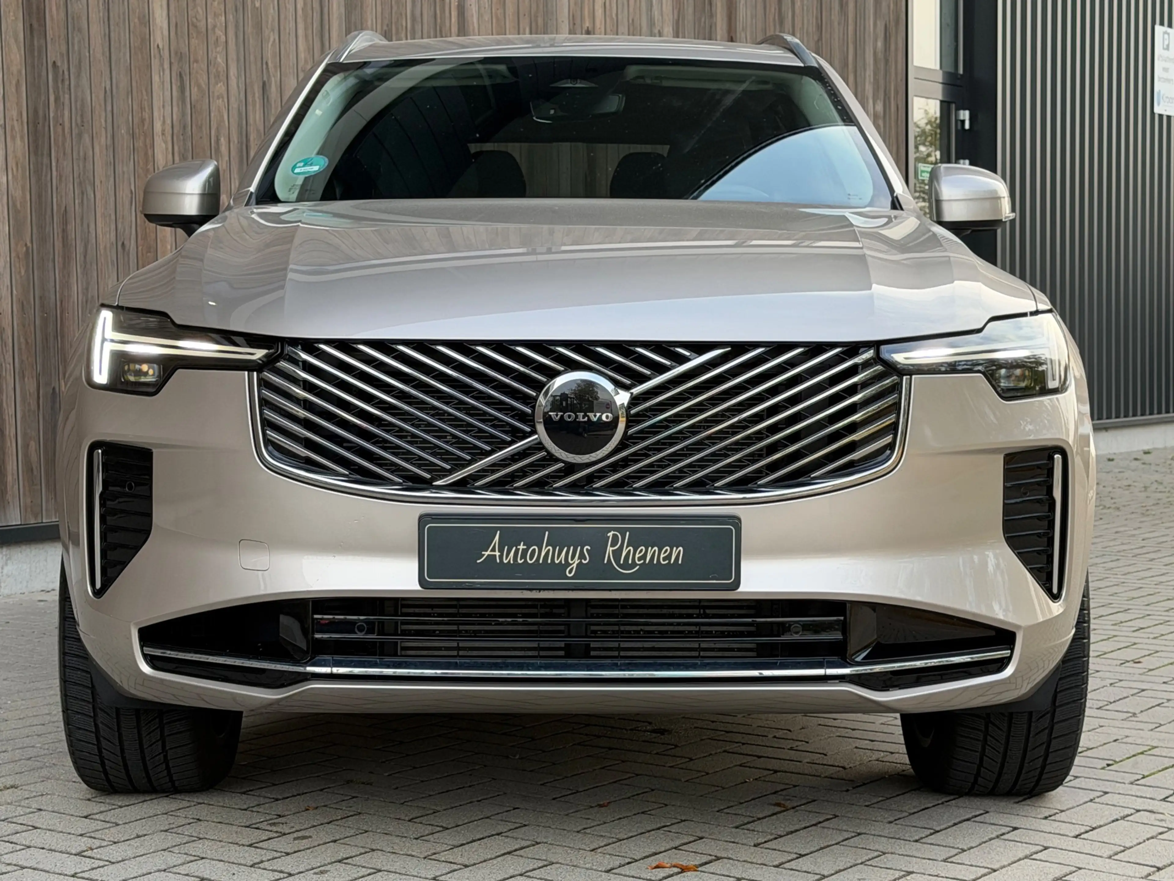 Volvo XC90 2.0 T8 Plug-in hybrid AWD Plus Bright / Facelift 2 — photo 5
