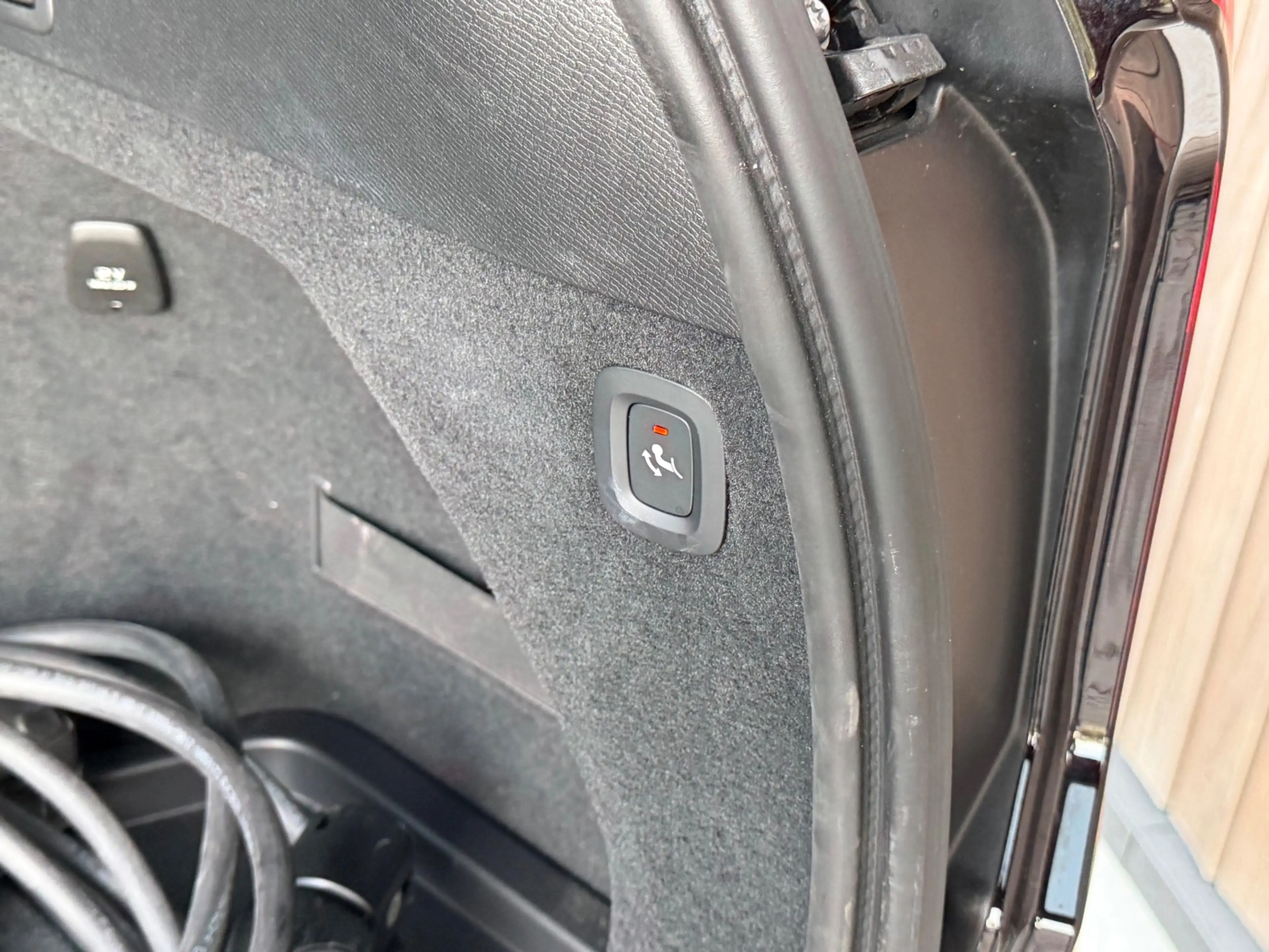 Volvo XC90 2.0 T8 Plug-in hybrid AWD Plus Bright / Facelift 2 — photo 13