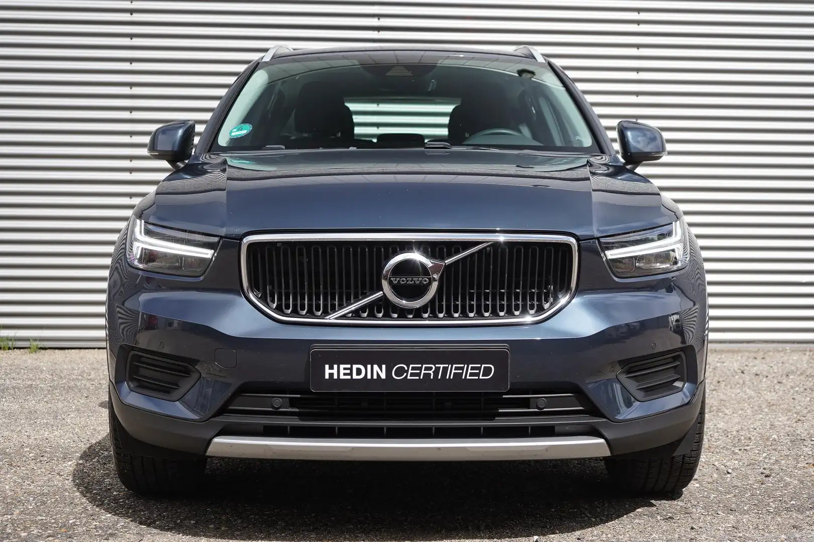Volvo XC40 T2 Momentum Business | Adaptive Cruise | Caplay/An Azul - 2