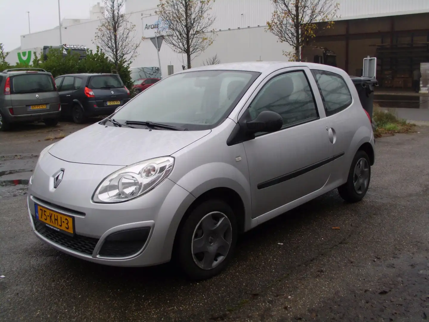 Renault Twingo 1.2 Authentique Grijs - 2