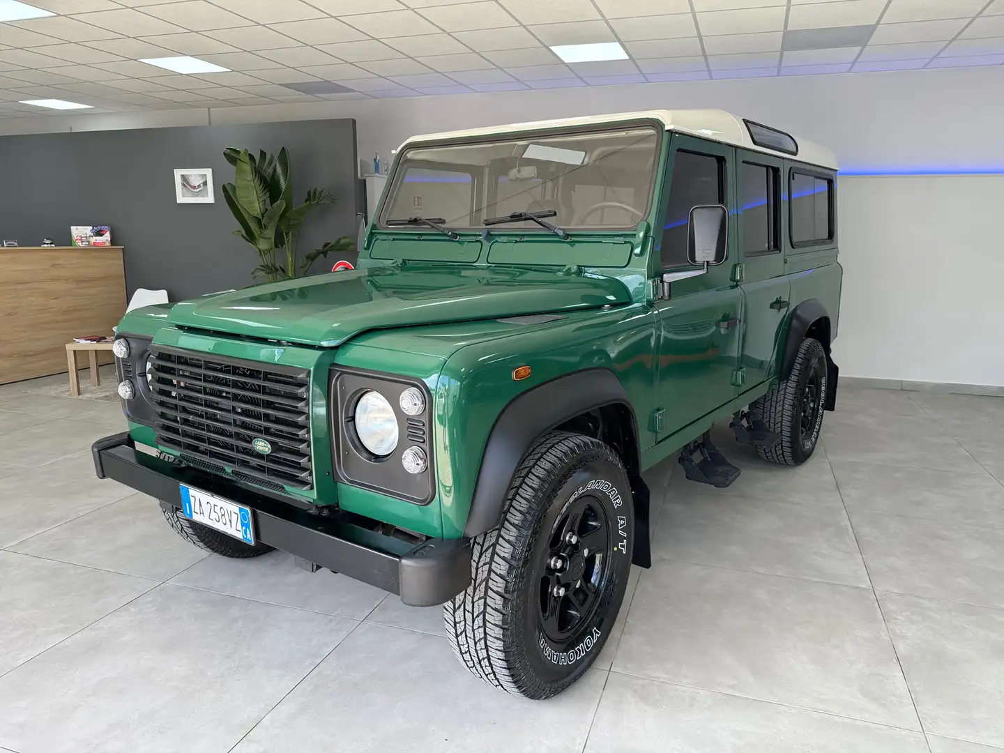 Land Rover Defender Defender 110 2.5 td5 SE SW Verde - 2
