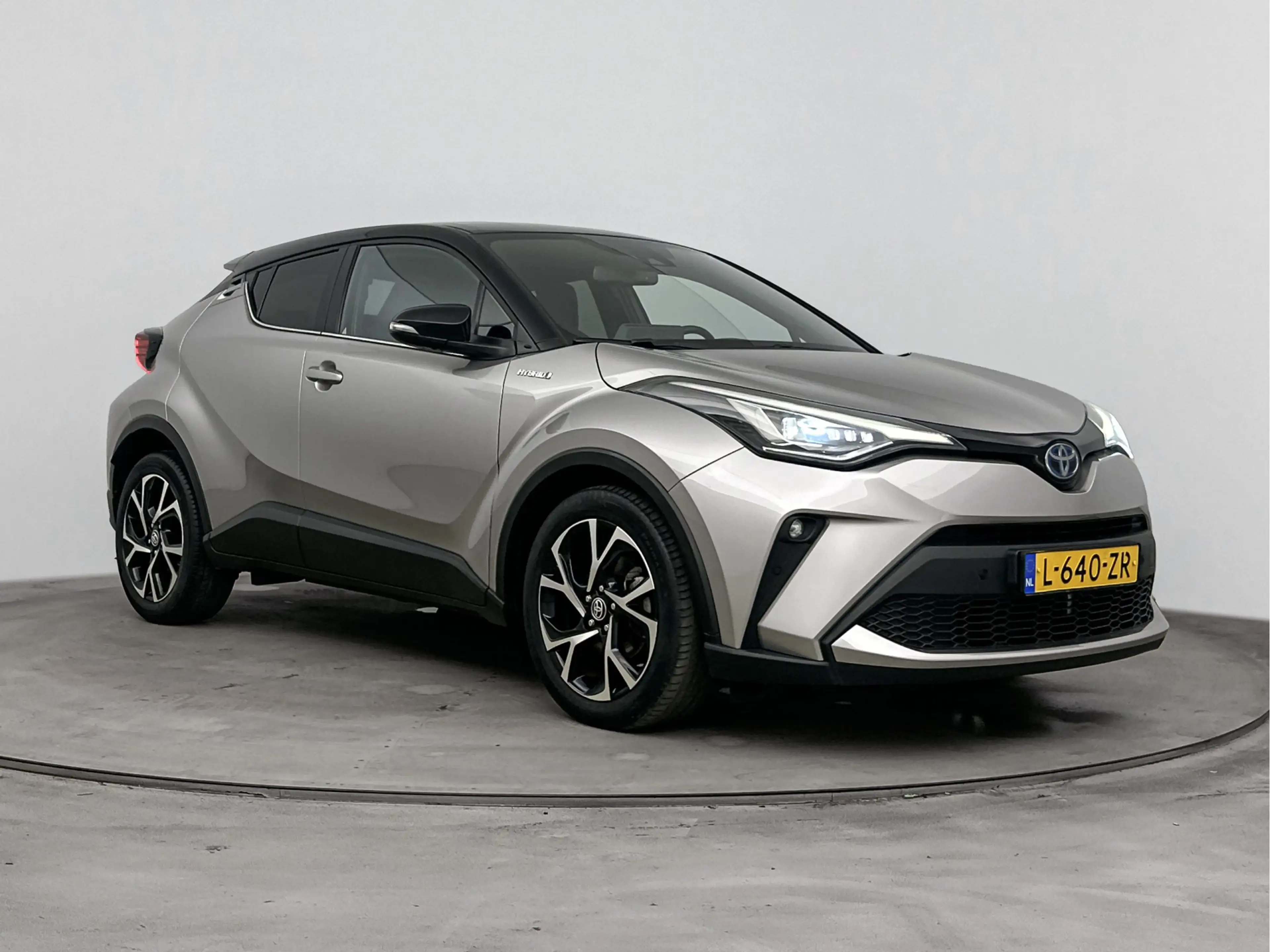 Toyota C-HR 1.8 Hybrid Style | Navi | Stoelverwarming | Lichtm — photo 12