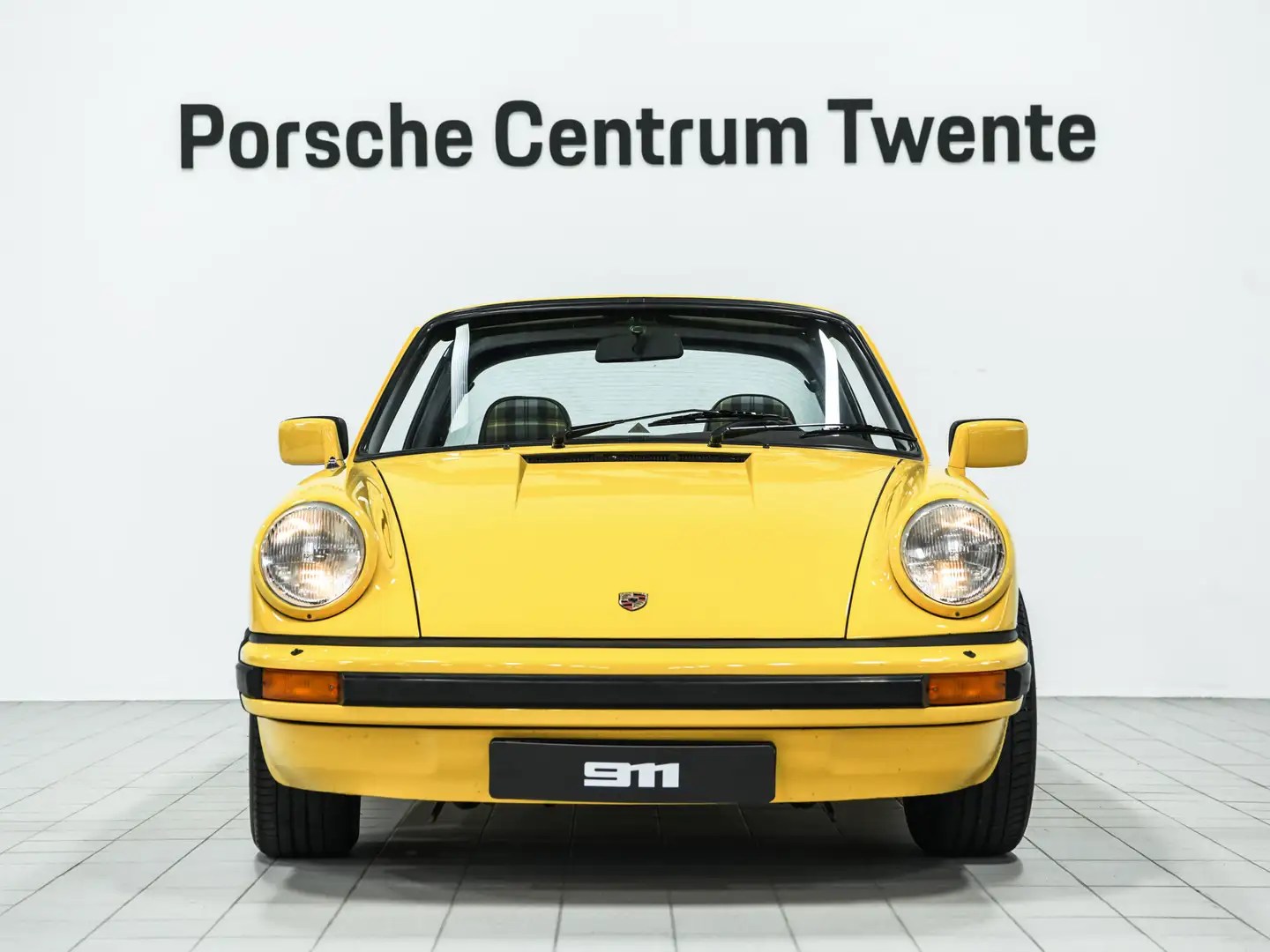 Porsche 911 3.0 SC Targa Żółty - 2