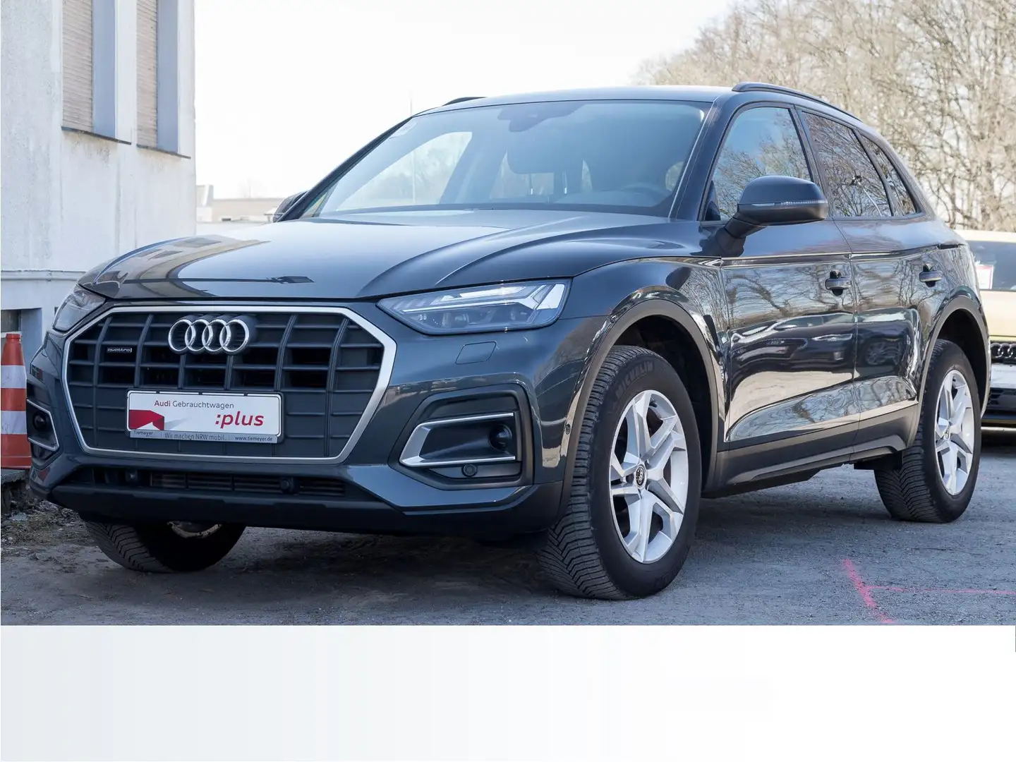 Audi Q5 45 TFSI Q ACC MATRIX eKLAPPE eSITZ VIRTUAL Gris - 2
