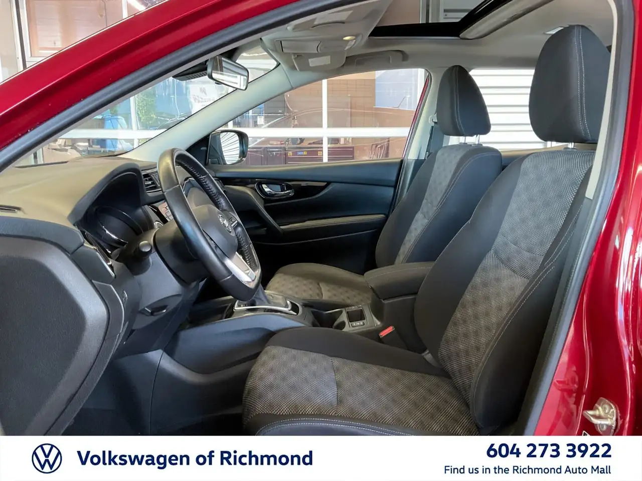 Nissan Qashqai снимка Nissan Qashqai