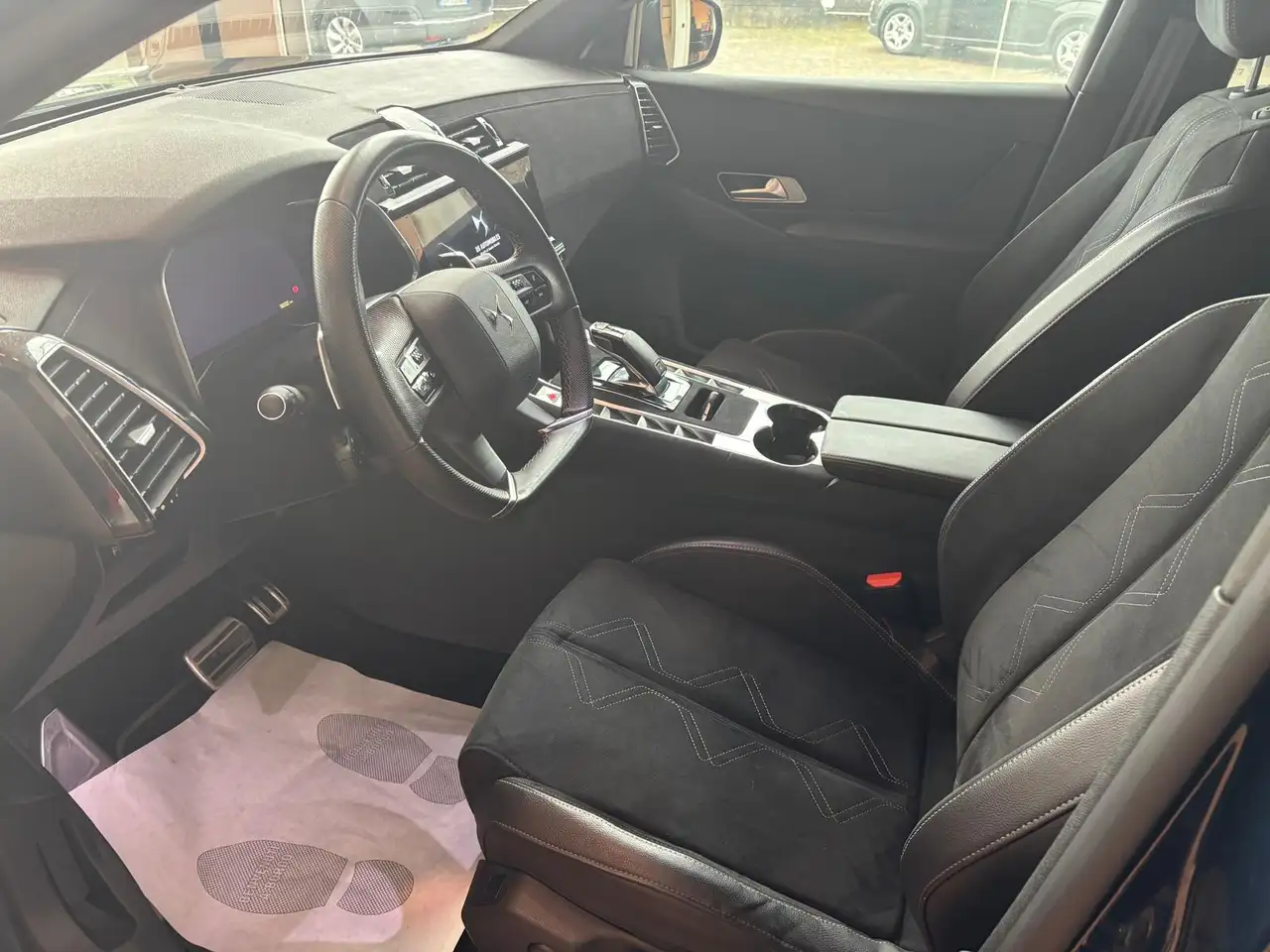 DS Automobiles DS 7 Performance Line Black Pack BlueHDi 130cv auto 8