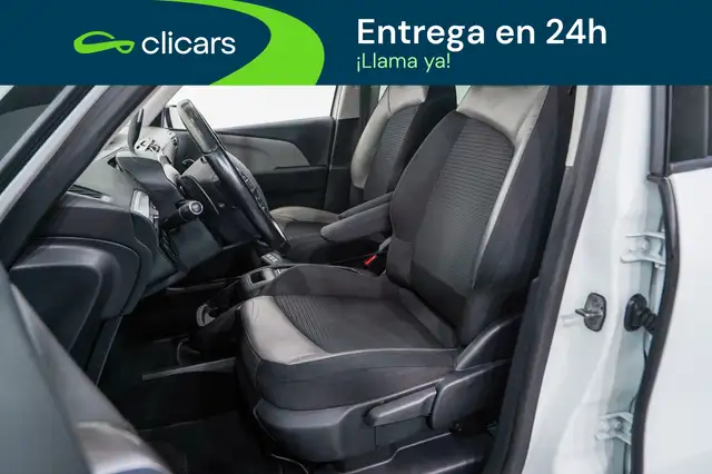 Citroen Spacetourer view 14