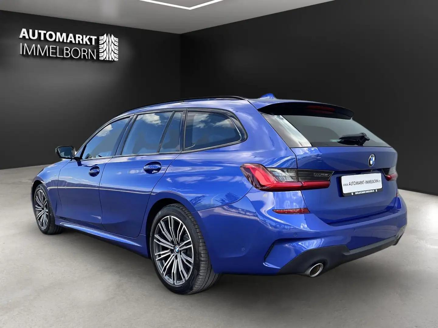 BMW 320 d xD M Sport STHZG*Dispkey*Kamera*ACC*LiveCP Blau - 2