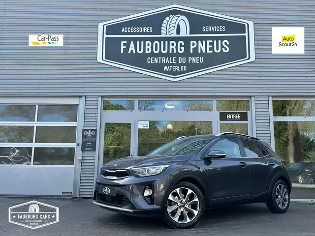 Kia Stonic *GARANTIE-12MOIS*1-PROPRIETAIRE/1-OWNER*CAR-PLAY*CAMERA*FULL-OPTION*