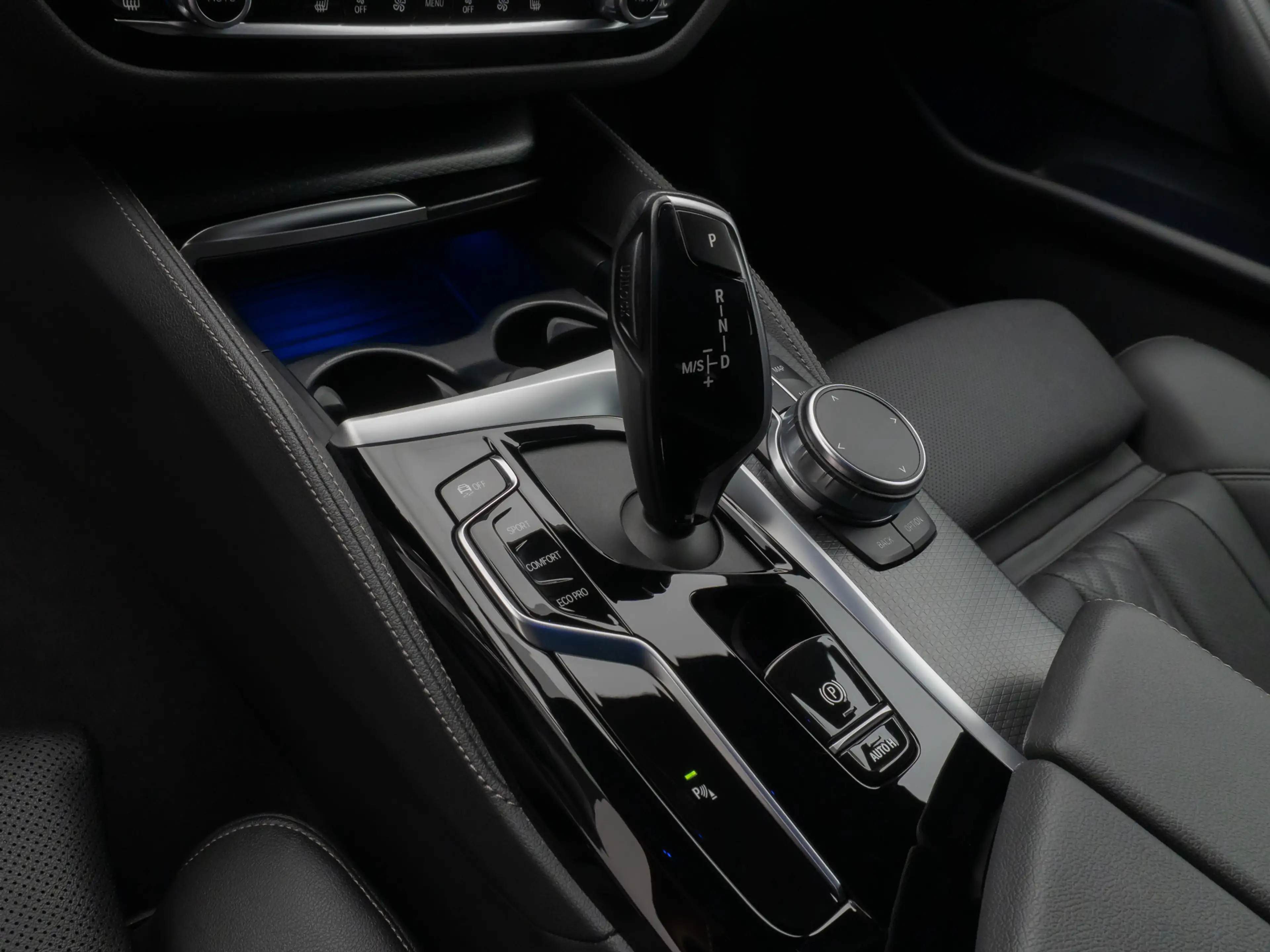 BMW 530 M Sport DAB CockPitPro PDC Alarm 20Zoll — photo 23