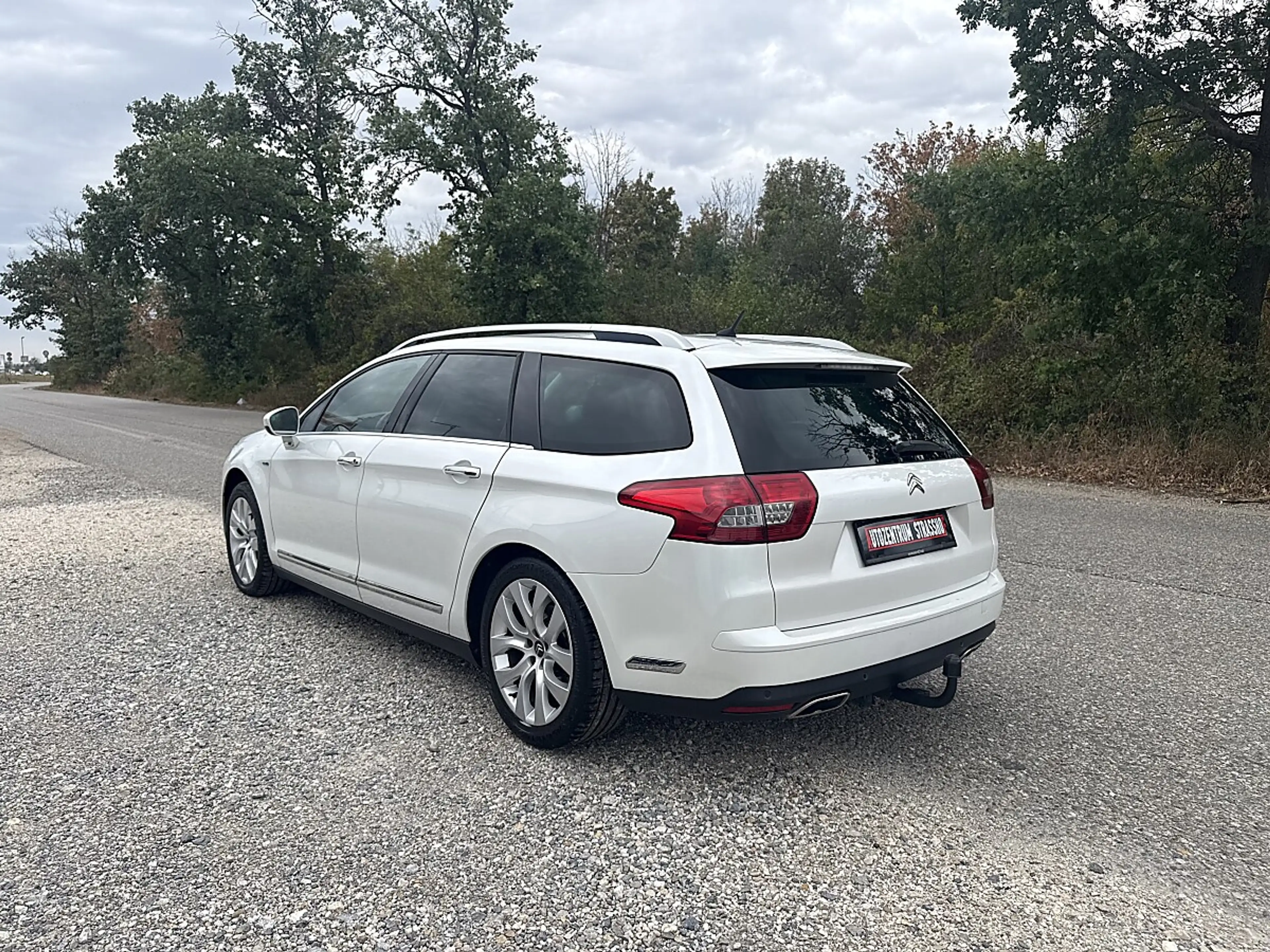 Citroen C5 Tourer BlueHDi 180 EAT6 Exclusive — photo 5