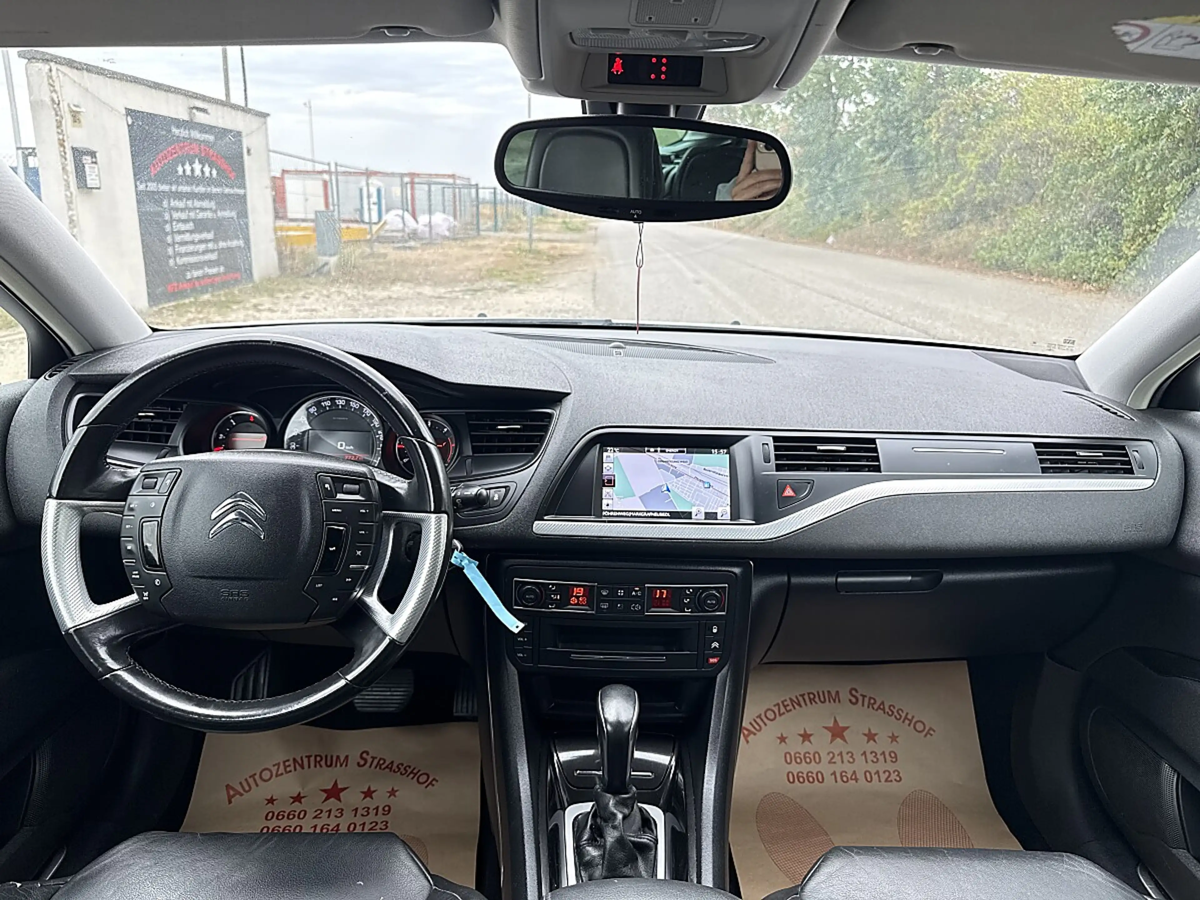 Citroen C5 Tourer BlueHDi 180 EAT6 Exclusive — photo 14