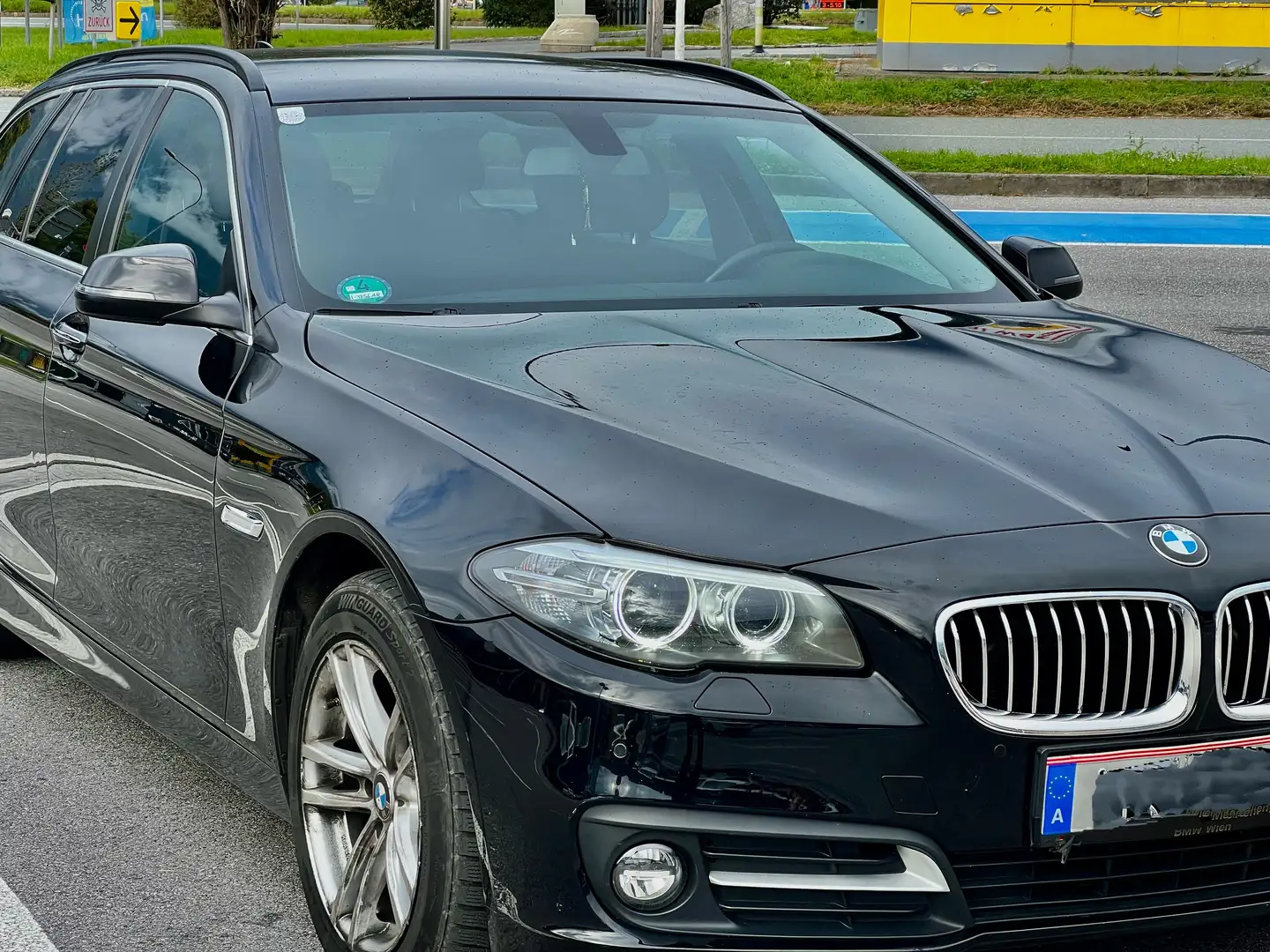 BMW 520 520d xDrive Touring Aut. - 1