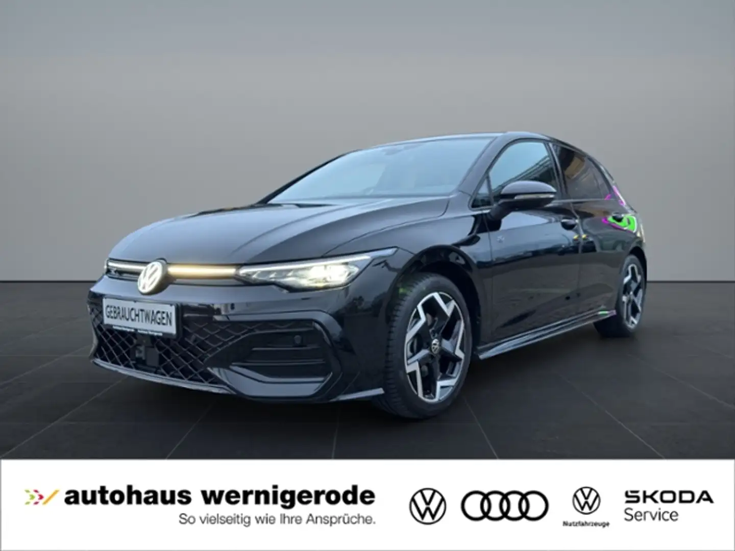 Volkswagen Golf VIII 2.0 TDI DSG R-Line Matrix/StHz/HUD/360° Schwarz - 1