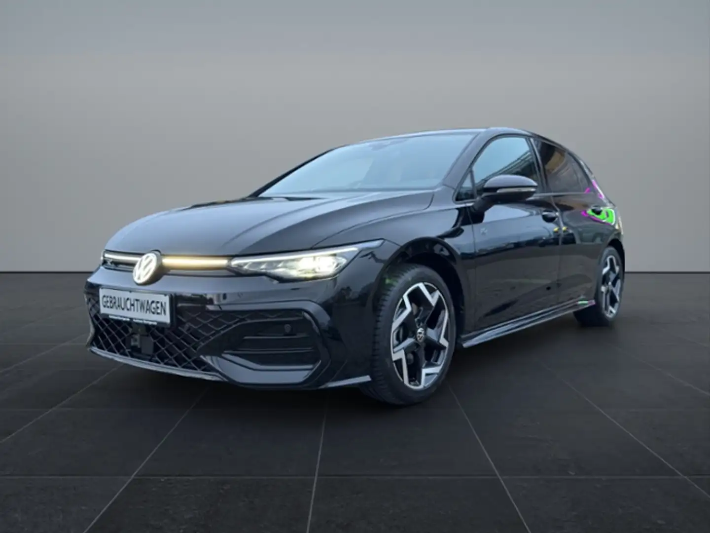 Volkswagen Golf VIII 2.0 TDI DSG R-Line Matrix/StHz/HUD/360° Schwarz - 2
