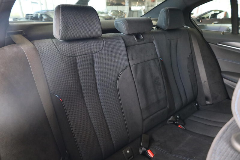 BMW 545 5 Serie Sedan 545e xDrive High Executive | M Sport — photo 9