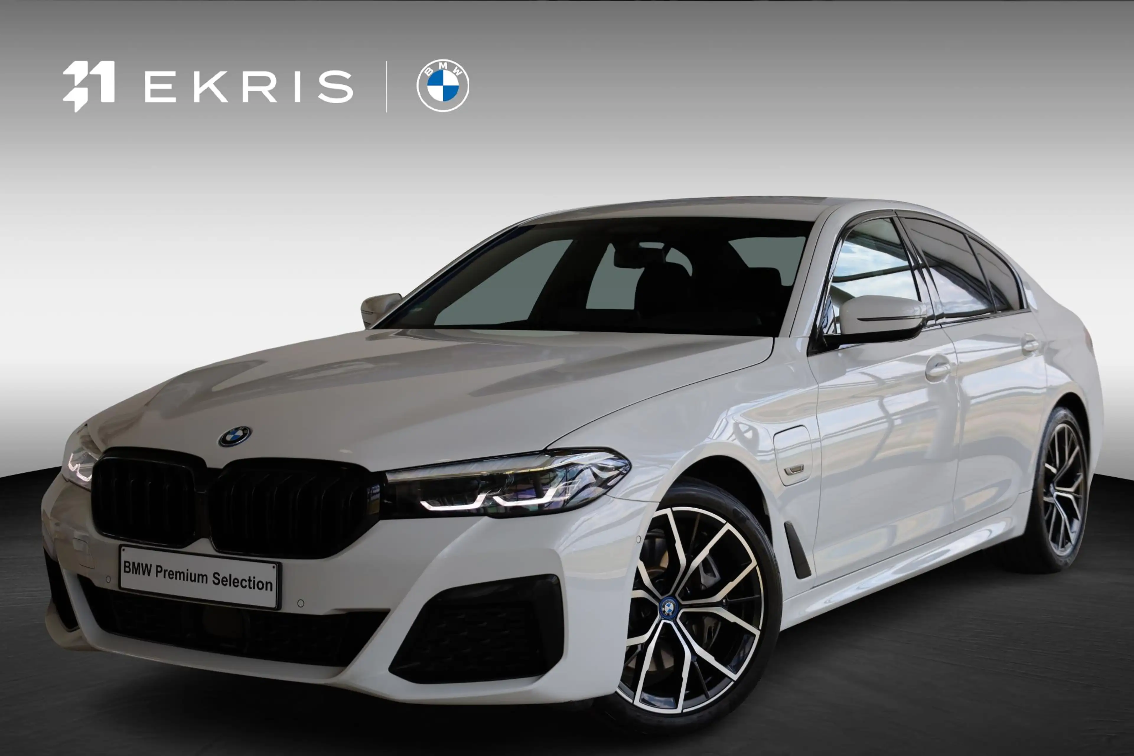 BMW 545 5 Serie Sedan 545e xDrive High Executive | M Sport