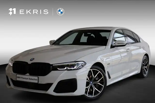 BMW 545 5 Serie Sedan 545e xDrive High Executive | M Sport