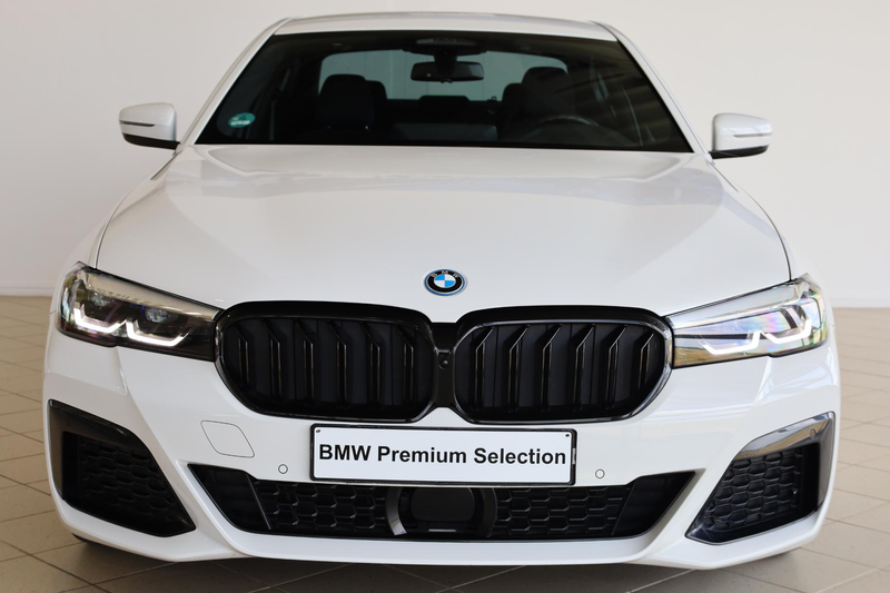 BMW 545 5 Serie Sedan 545e xDrive High Executive | M Sport — photo 4