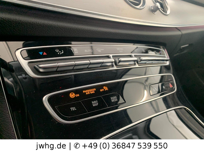 Mercedes-Benz E 300 de 4M Multib FahrAss+ Widescr Avantg Kam — photo 12