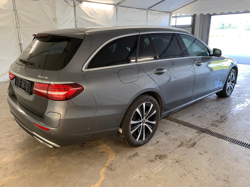 Mercedes-Benz E 300 de 4M Multib FahrAss+ Widescr Avantg Kam — photo 3